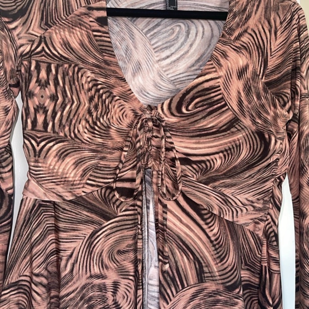 Forever 21 Blouse - Picture 3 of 5